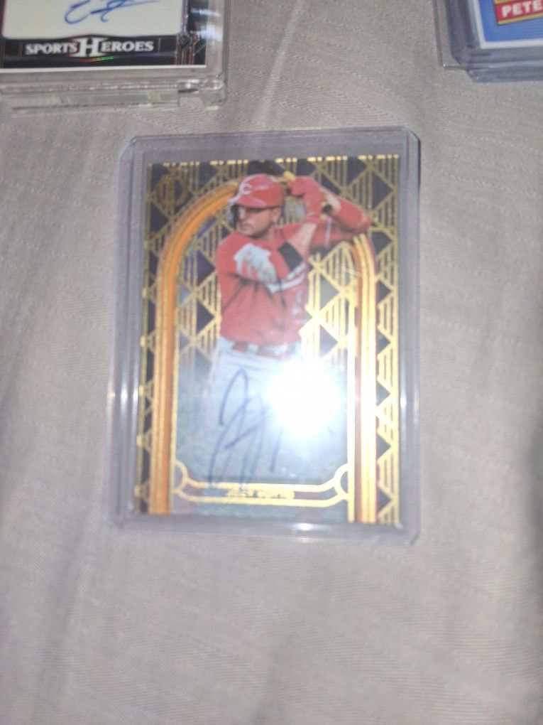 2024 Topps Tribute - Iconic Perspectives Autograph (Serial# 11/25) *Joey Votto*