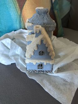 2 Winter Village House Figurine with Knit Hat