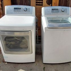 LG WASHER AND GAS DRYER SET