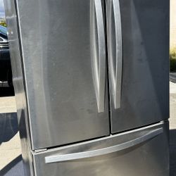 Whirlpool Refrigerator 