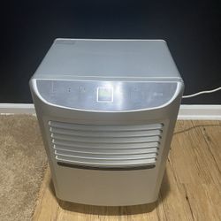 Dehumidifier 