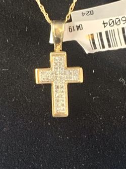 Diamond Cross Pendant 10K Gold with 10K 18” chain