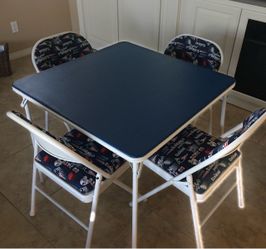 New England Patriots Folding Table & 4 Padded Chairs