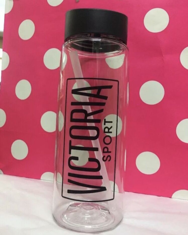 New Victoria’s Secret SPORT WATER BOTTLE ❤️ Gift 🎁