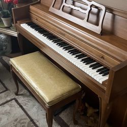Piano Kimball
