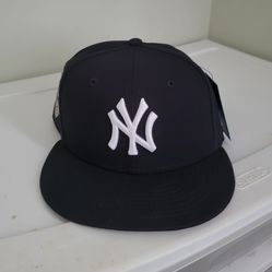 Undefeated X New Era NY Yankees 59FIFTY Fitted  7 1/8