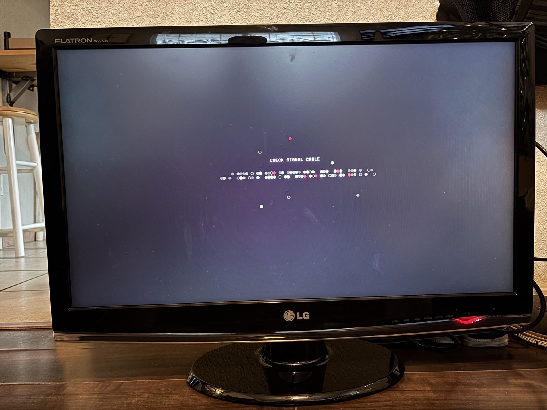 27” LCD LG Monitor.