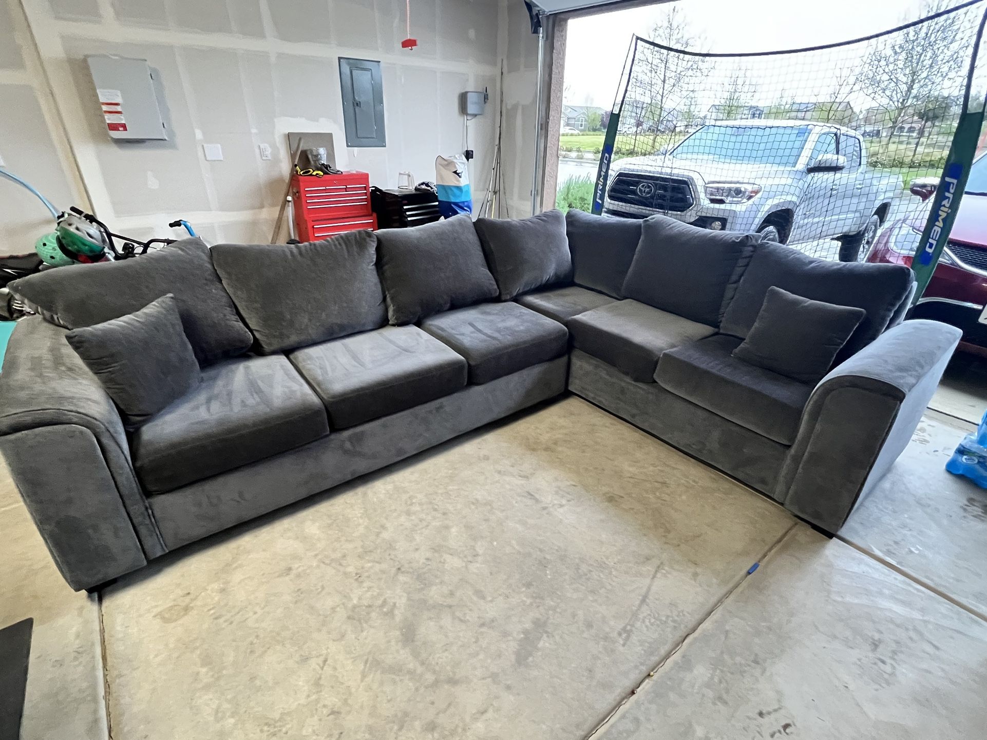 La Famosa Bonanza Sectional