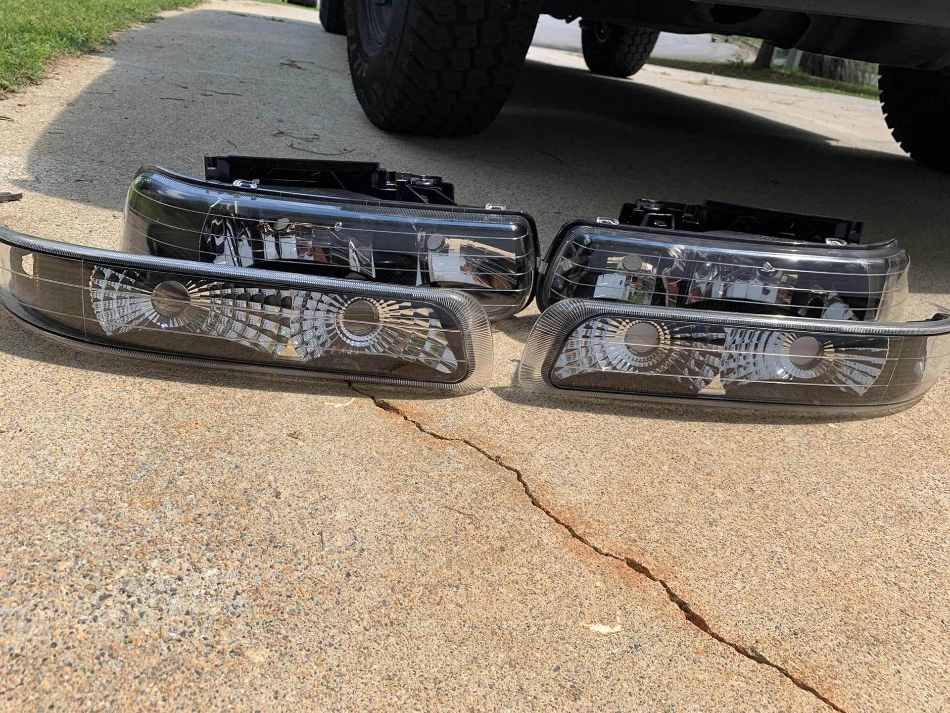 HEADLIGHT SET !