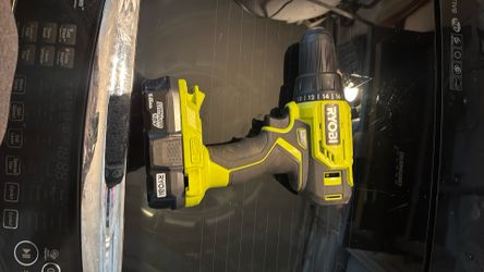 Ryobi drill with 1.5 AH 18v lithium battery