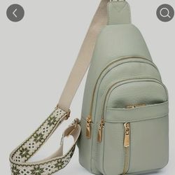 Green Vintage Shoulder Bag With Light Weight Leather 