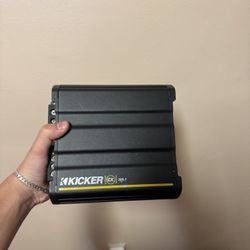Kicker CX300.1 Mono Amplifier