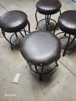 4 Metal Stools With Cushion Top