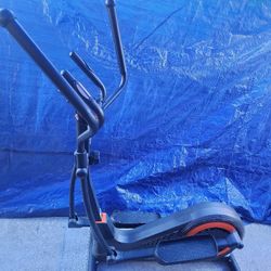  Elliptical Machine