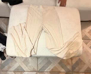 Ribbed Knit Wide-Leg Pants