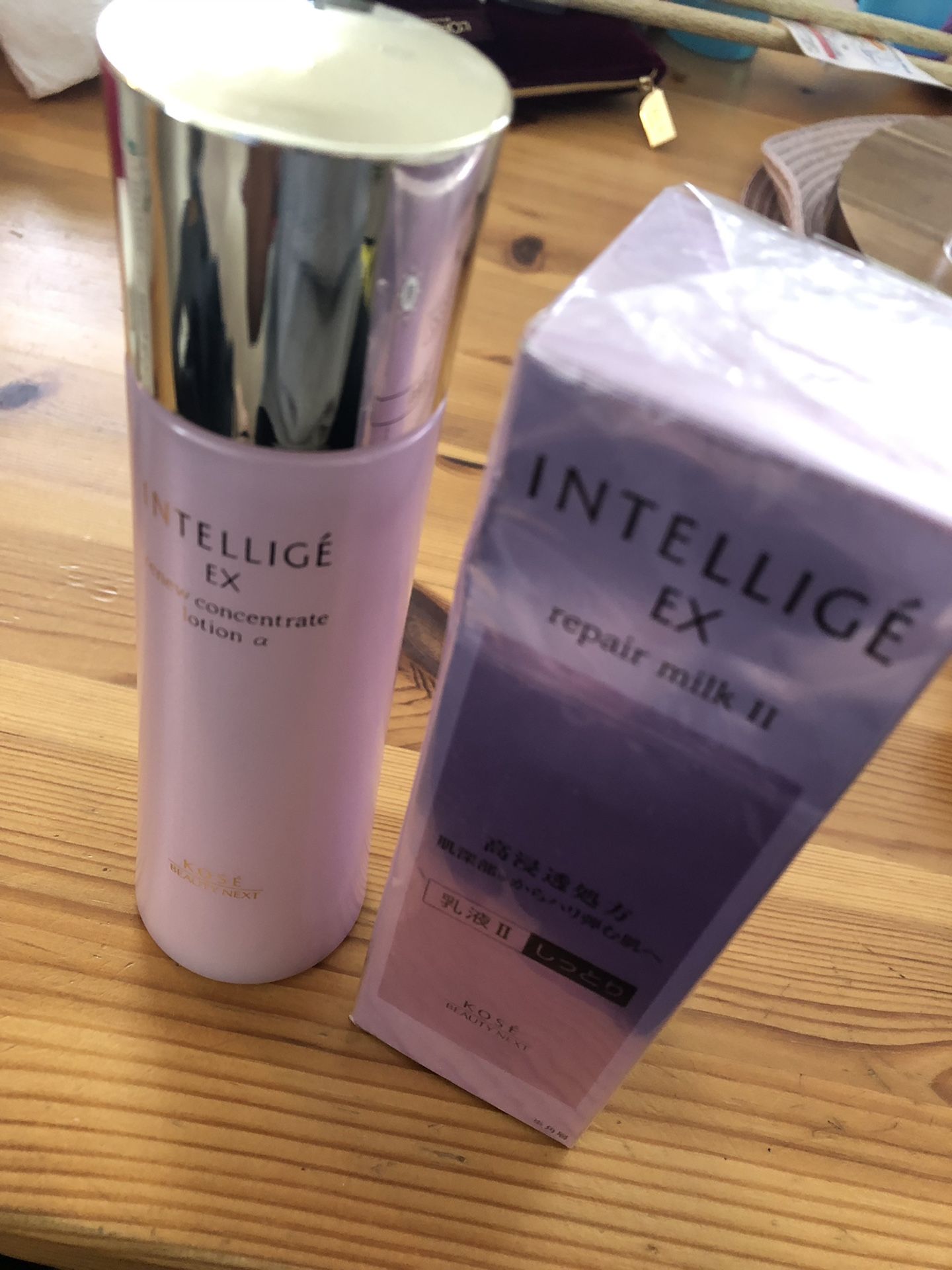 Japanese high-end toner and moisturizing lotion