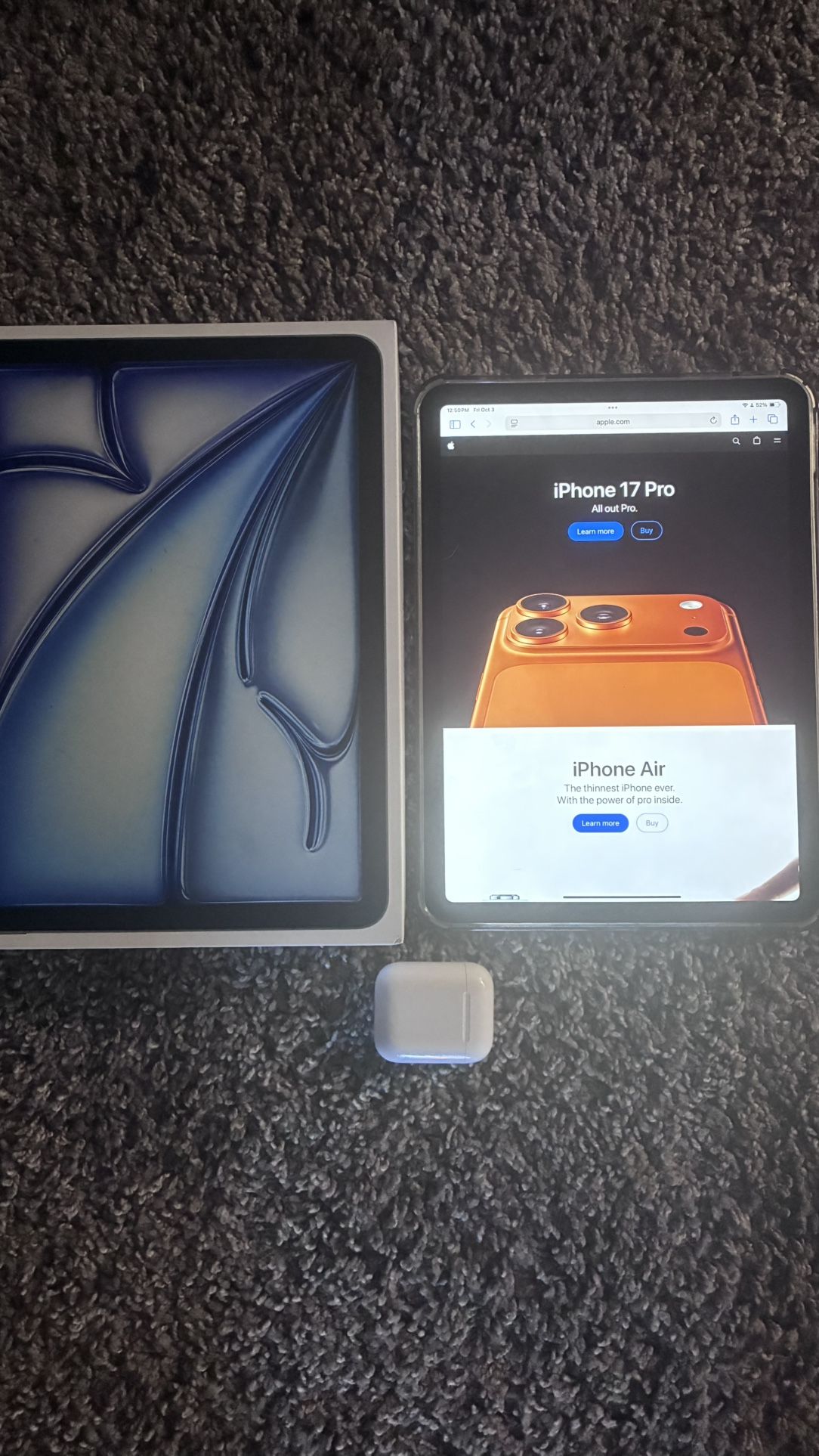 iPad M3 In Box AirPods With Case
