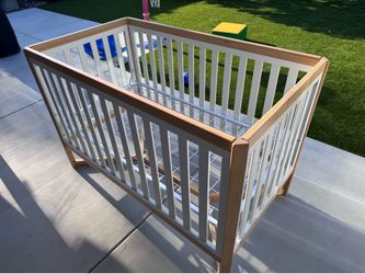Baby Crib with Mattress