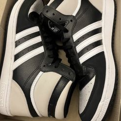 Adidas Shoes Size 11 1/2