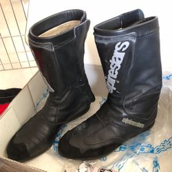 Men’s Alpine stars size 9