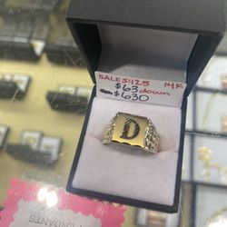 D Initial Ring 14k