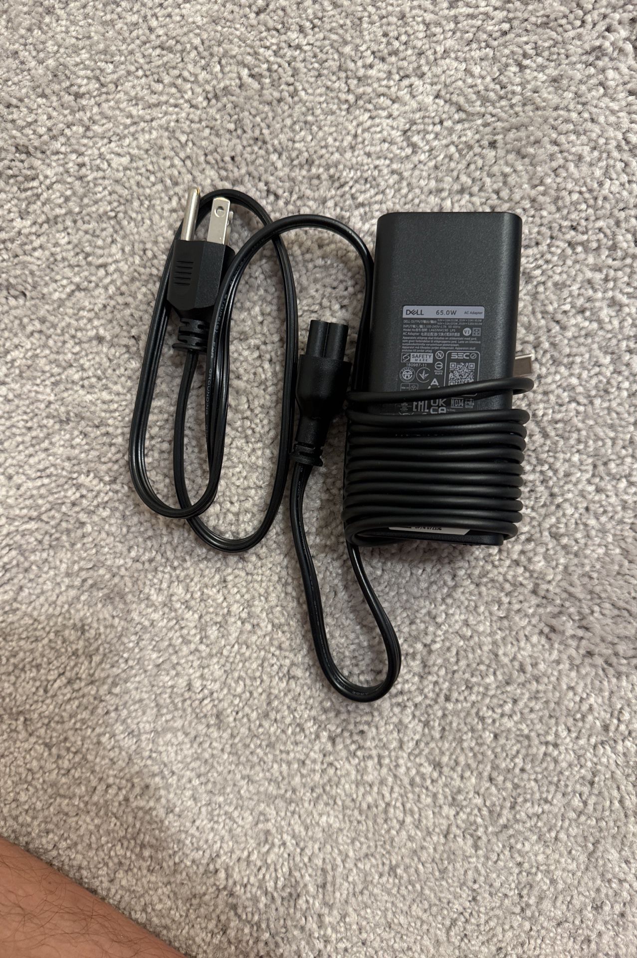 Dell 65 Watt AC Adapter