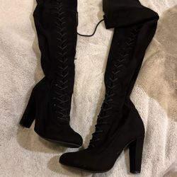 Black High Boots 