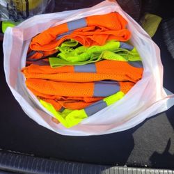 10 Safety Vest Different Sizes And Colors All For 15$