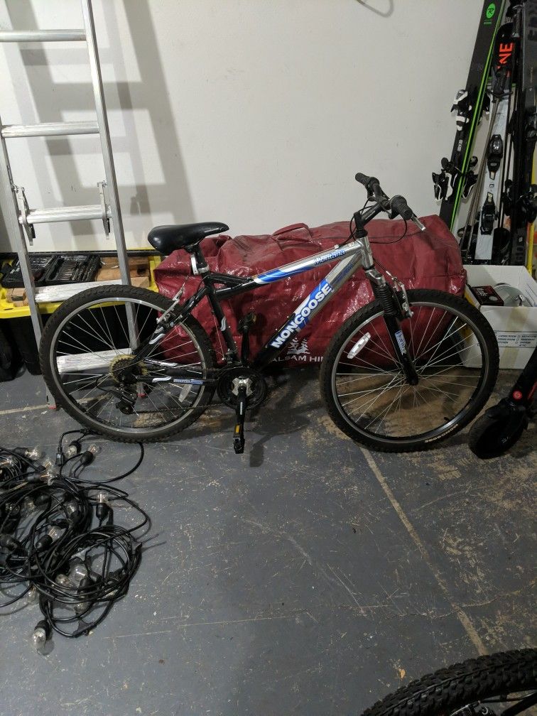 Mongoose Montana Mountain Bike