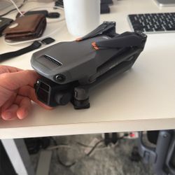 Dji Mavic 3 - 6 batteries and RC pro!