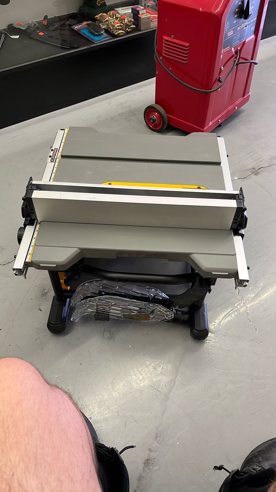 DeWALT Table Saw