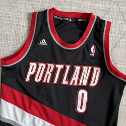 Adidas best sale lillard jersey