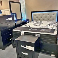 LED 5PC BRAND NEW IN THE BOX 