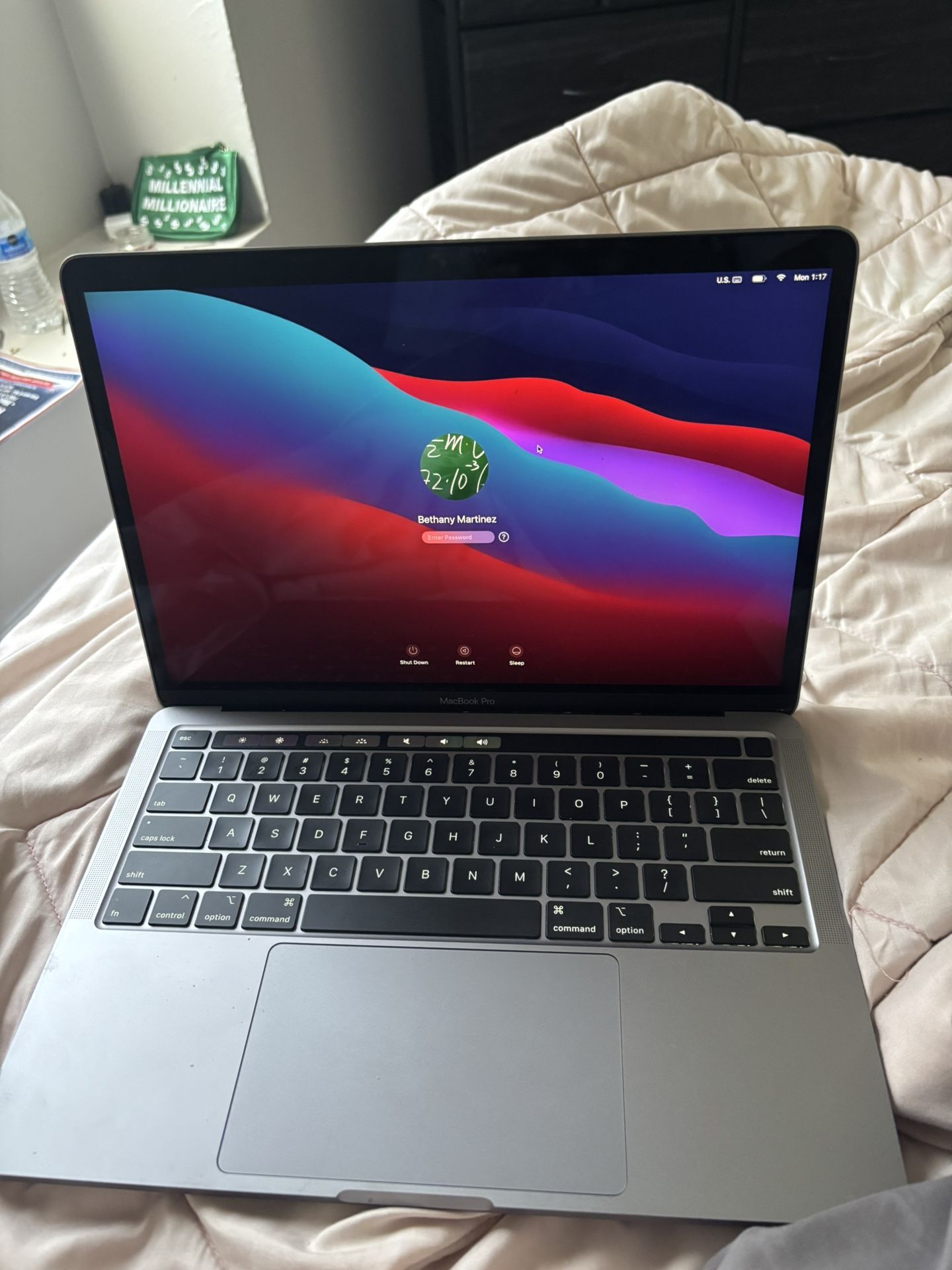 Mac Boom Pro 13 Like Brand New