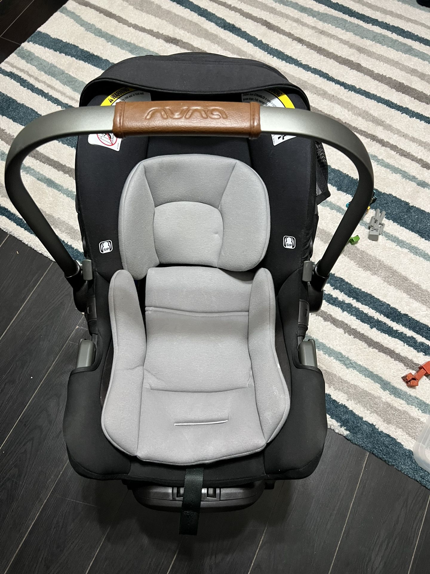 Nuna PIPA rx Car Seat & Base