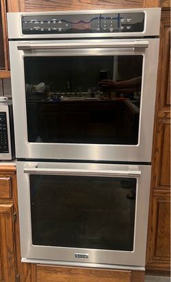 Maytag Stainless 27” Electric Double Oven,  Works Great No Issues