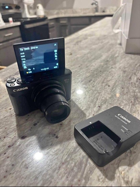 Canon PowerShot SX740 HS