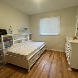 Twin Bedroom Set 