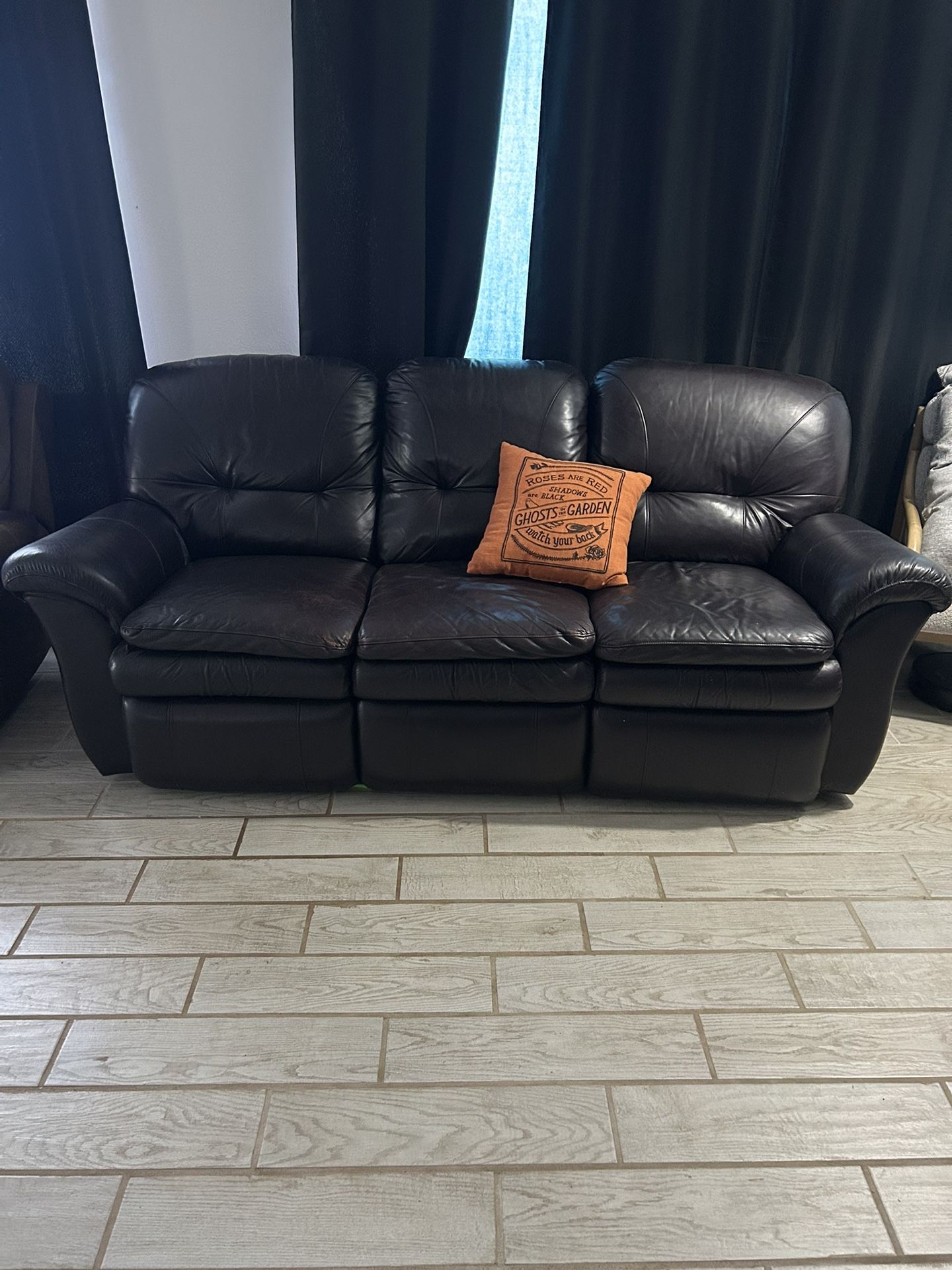 Leather Sofa With Recliner