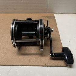 Fishing Reel Newell P-440-F Very Nice