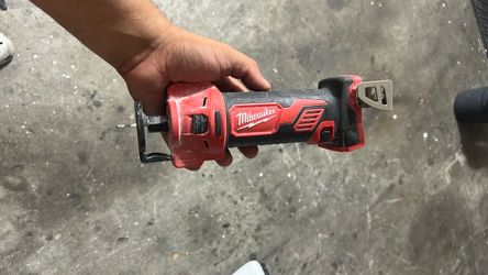 M18 18V Lithium-Ion Cordless Drywall Cut Out Rotary Tool (Tool-Only