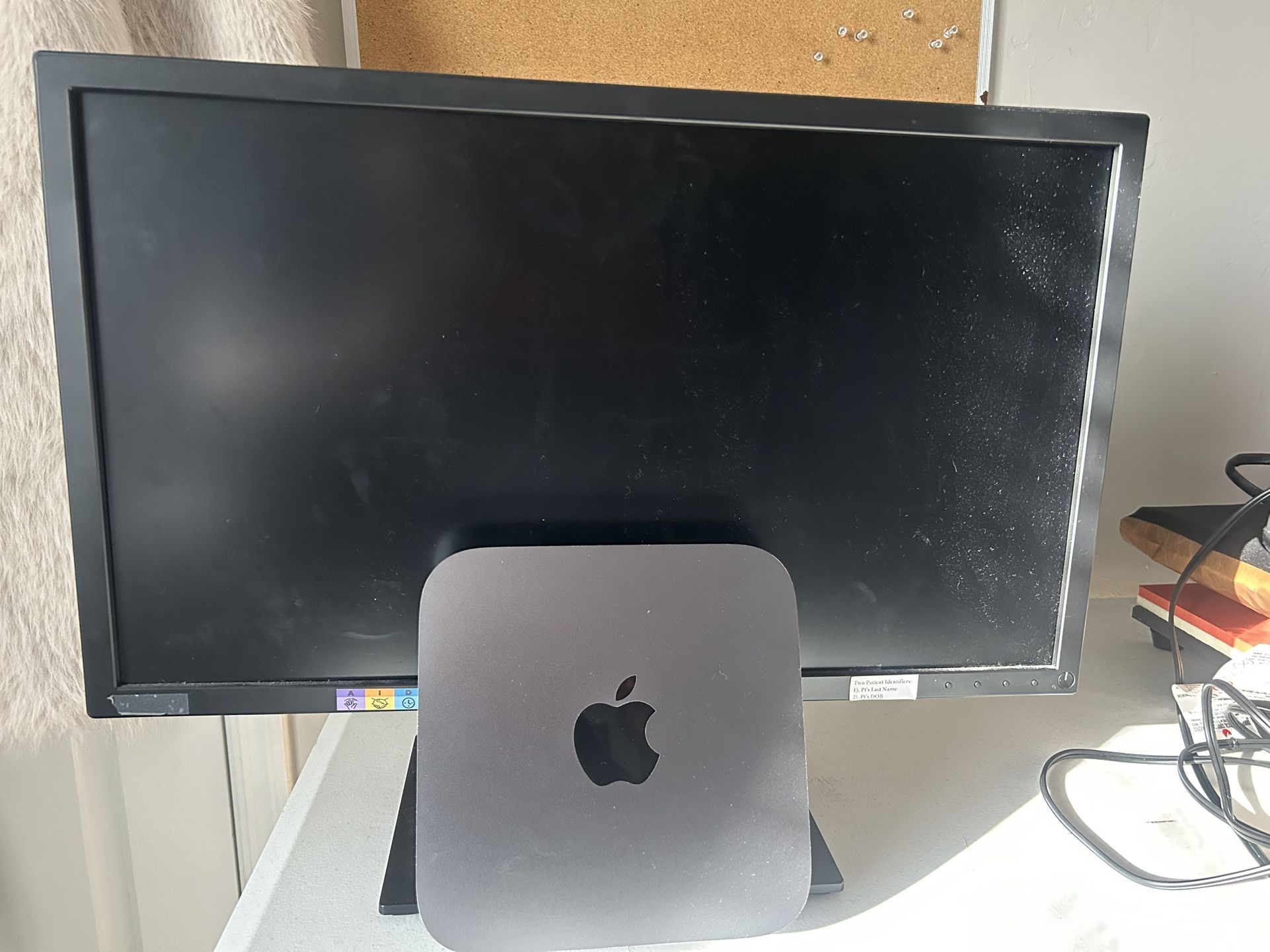 Mac Mini with Monitor