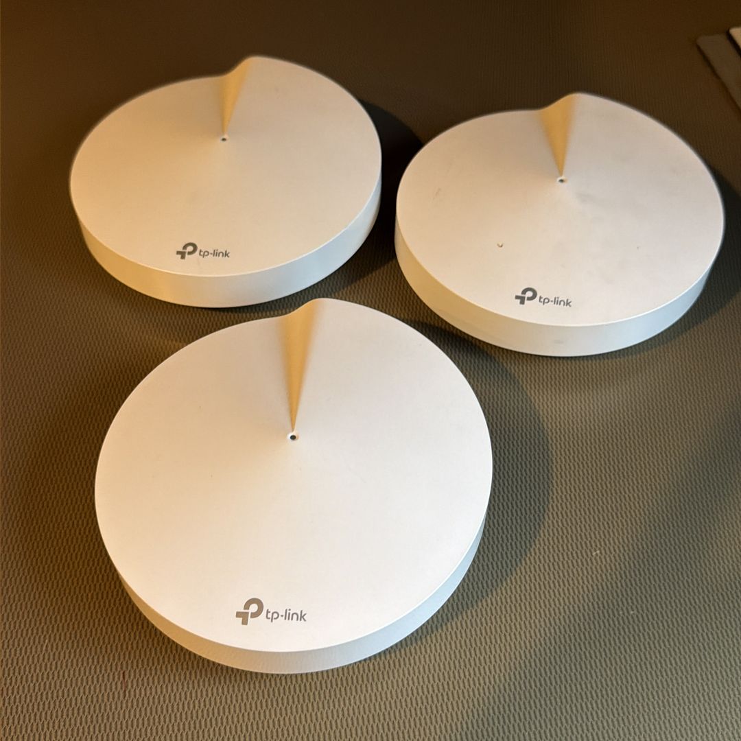 TPLink AC2200 (M9Plus) Smart Home Mesh WiFi System (3-pack)