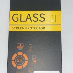 3 in 1 Pack Glass Screen Protectors For iPhone 11,12,13.