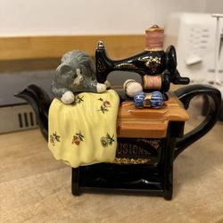 Tea Pot From England/ Great moms Day Gift