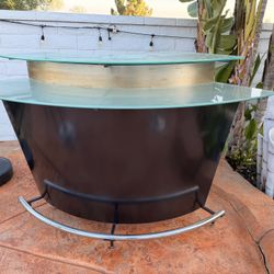Outdoor / Indoor Glass Bar With 4 Swivel Bar Stools – $300 (Corona)