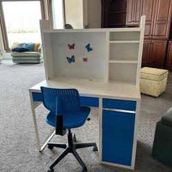 Desk With  Hutch And Chair 