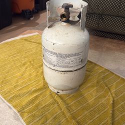 Flame King 10 Pound Propane Tank