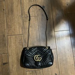 Authentic Gucci Purse 