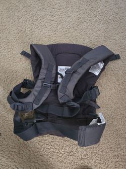 Infantino Flip™ 4-In-1 Convertible Carrier